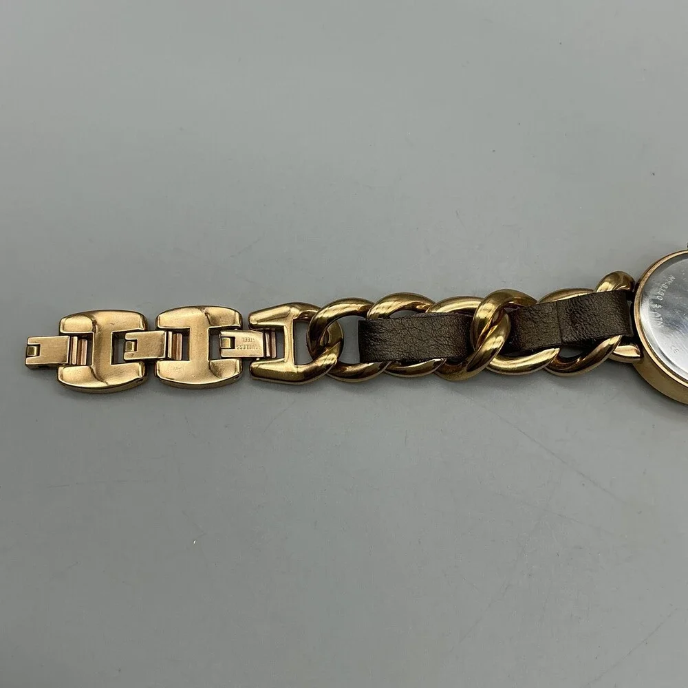 DKNY Womens Watch 26mm Gold Tone Leather Chain Bracelet New Battery 7.5